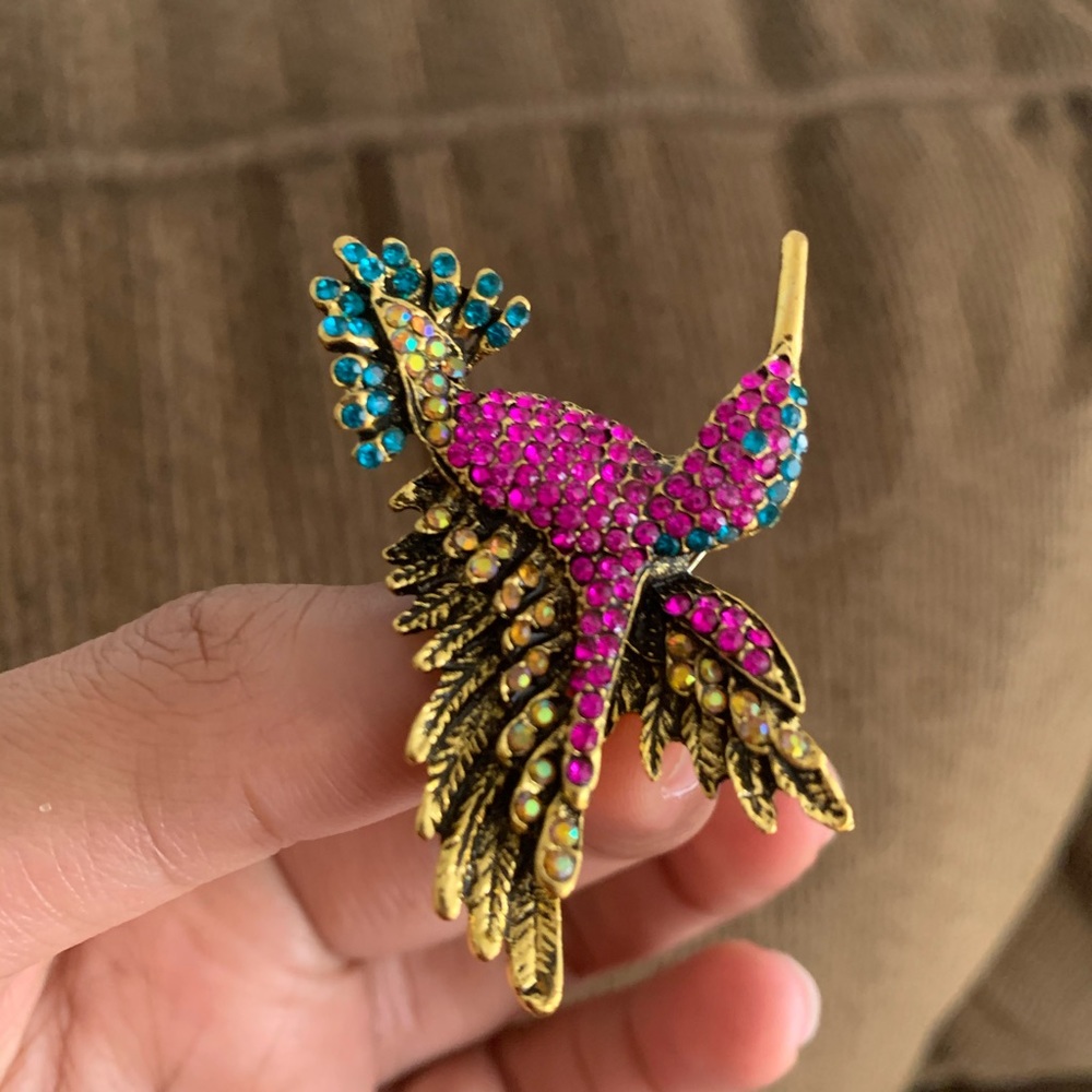 Hummingbird Rhinestone Brooch - Picture 4 of 4